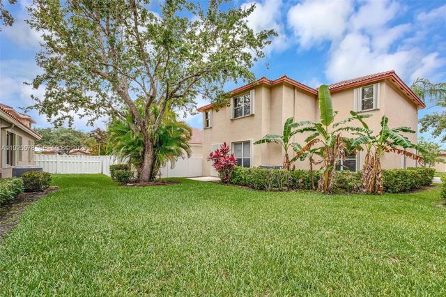 16103 Opal Creek Dr, Weston, FL 33331