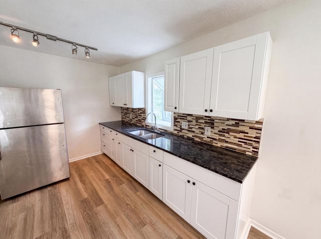 2591 Aldine Street, Roseville, MN 55113