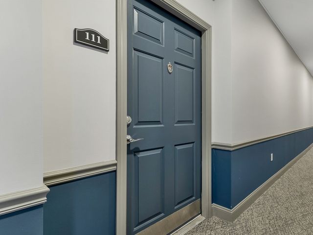 21 Hampshire Rd 111, Methuen, MA 01844