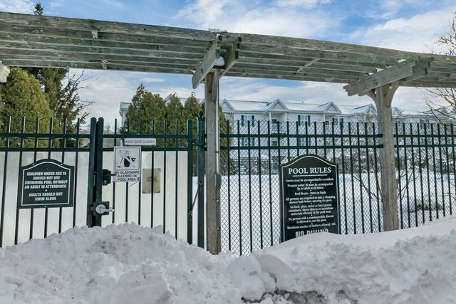 21 Hampshire Rd 111, Methuen, MA 01844