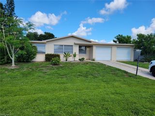 209 Rockcliff AVE, Lehigh Acres, FL 33936