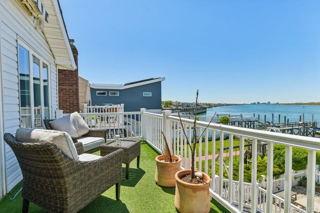 746 W Bay Drive, Long Beach, NY 11561