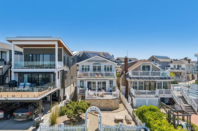 746 W Bay Drive, Long Beach, NY 11561