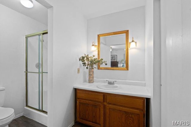 18668 Olive Street Road, Chesterfield, MO 63005