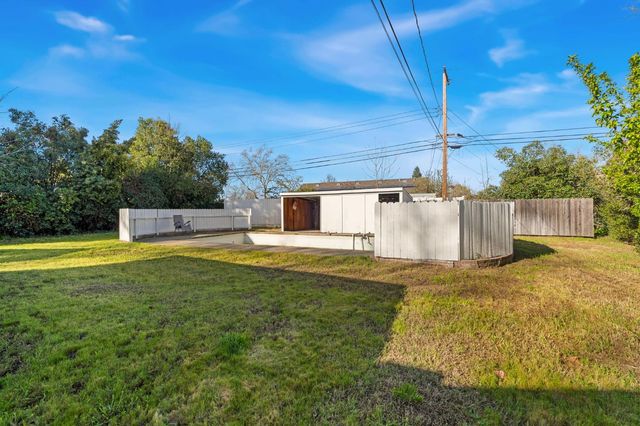 2315 Tyrolean Way, Sacramento, CA 95821