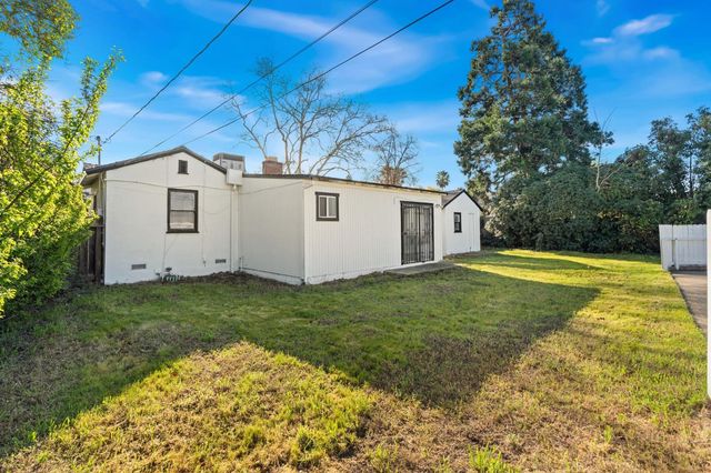 2315 Tyrolean Way, Sacramento, CA 95821