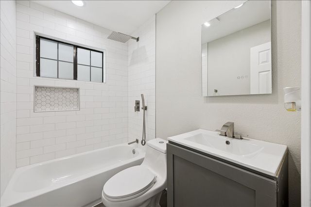 2509 Avenel Drive, Farmers Branch, TX 75234