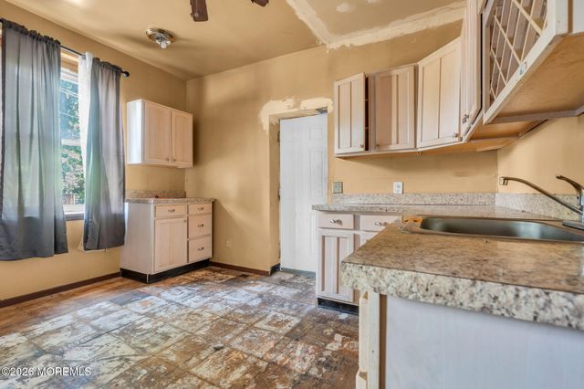 200-202 Blackwood Clementon Road, Pine Hill, NJ 08021