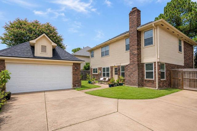 2306 Bent River Drive, Sugar Land, TX 77479