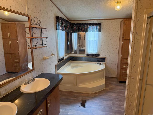 12058 Hwy 92 E, Higden, AR 72067