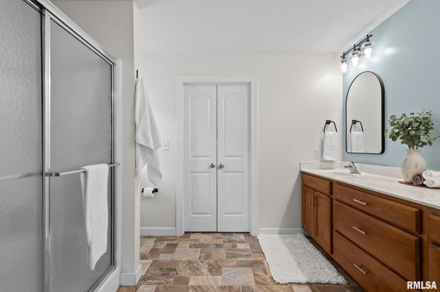 4546 THOMPSON Road, Springfield, IL 62711