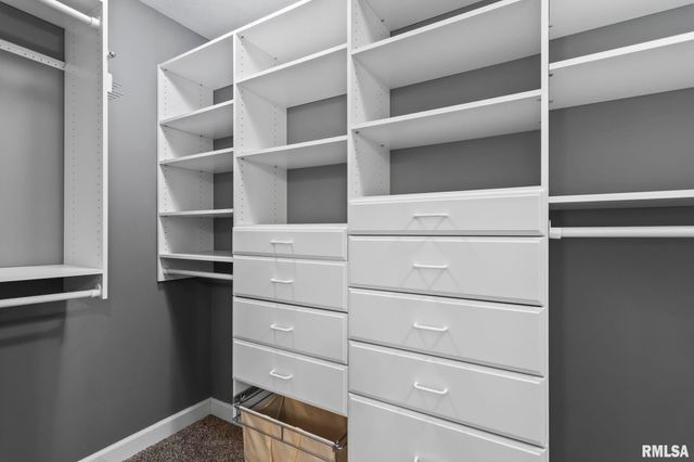 4546 THOMPSON Road, Springfield, IL 62711