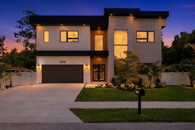 1870 JASMINE DRIVE, Sarasota, FL 34239