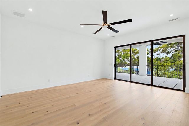 1870 JASMINE DRIVE, Sarasota, FL 34239