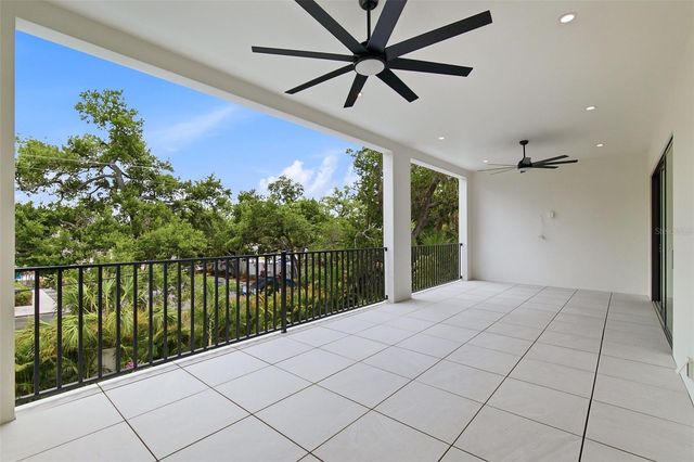 1870 JASMINE DRIVE, Sarasota, FL 34239