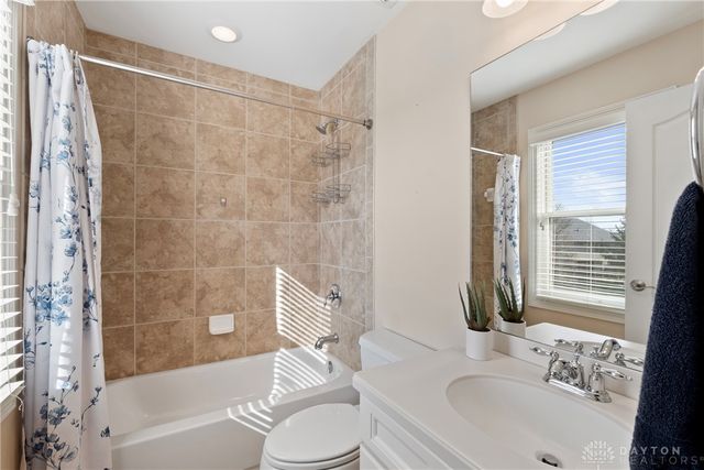 6738 Cherry Leaf Court, Mason, OH 45040