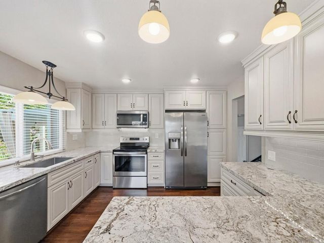 9888 Via Caceres, San Diego, CA 92129