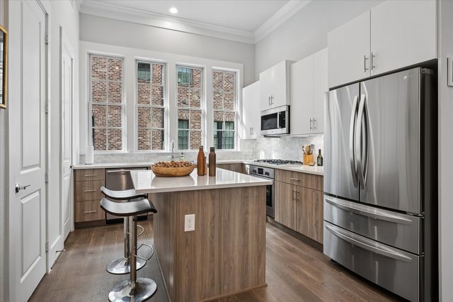 14957 Oak Street, Addison, TX 75001