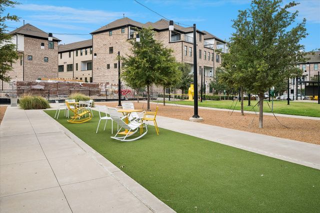 14957 Oak Street, Addison, TX 75001