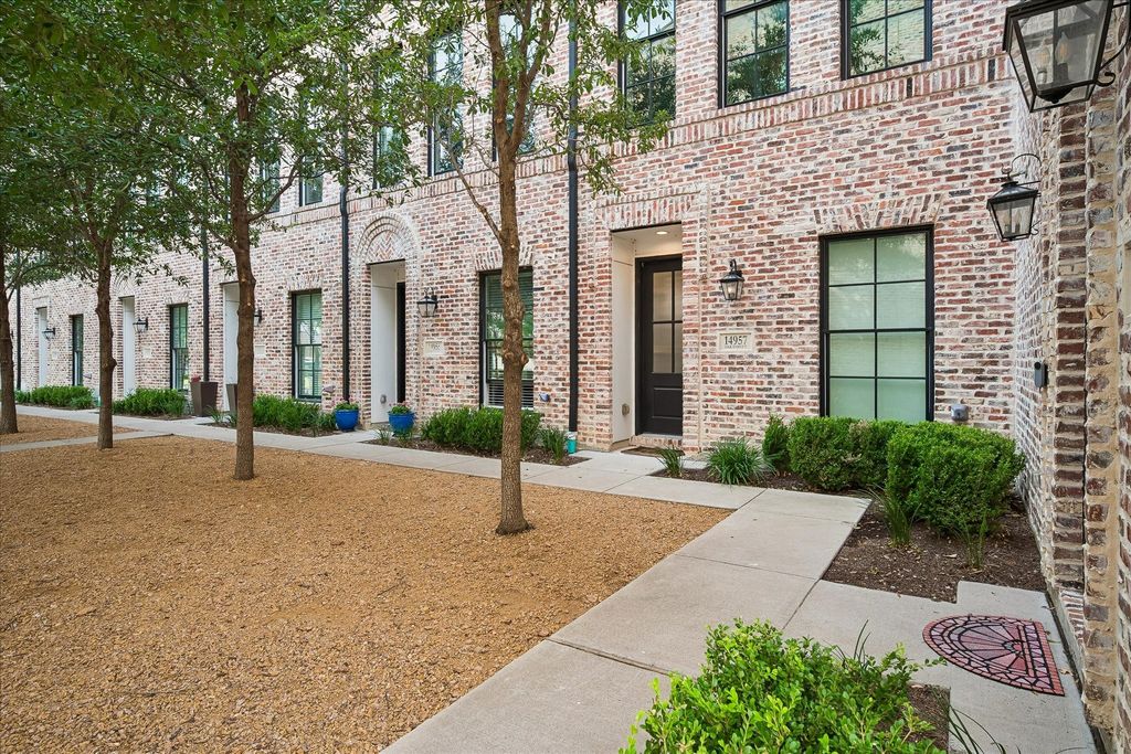 14957 Oak Street, Addison, TX 75001 — photo 3