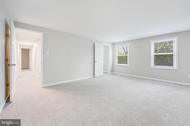 4696 FISHERMANS COVE, Dumfries, VA 22025