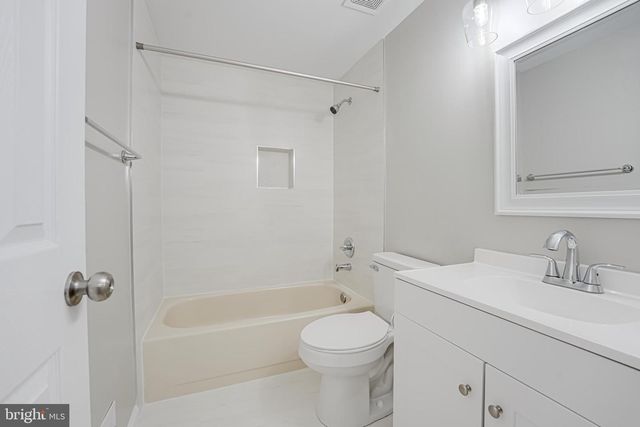 4696 FISHERMANS COVE, Dumfries, VA 22025
