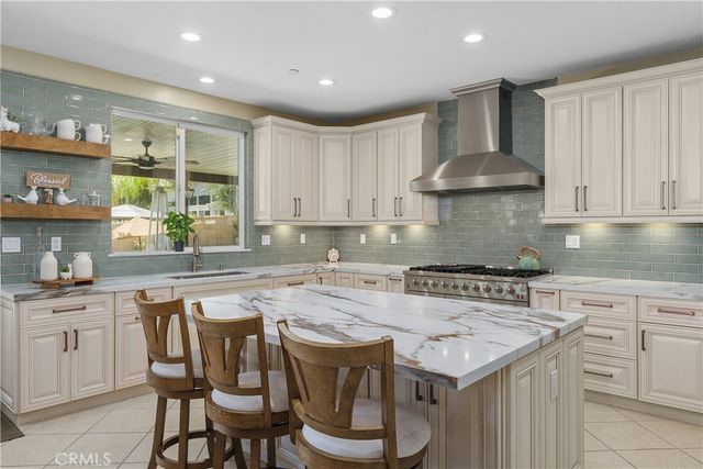 9479 Lost Grove, Riverside, CA 92508
