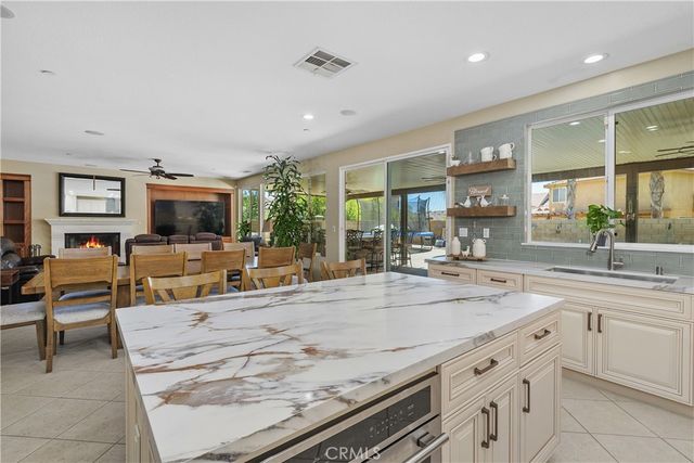 9479 Lost Grove, Riverside, CA 92508