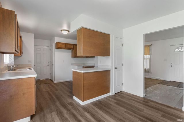 10181 Elsie Street, Osceola, IN 46561