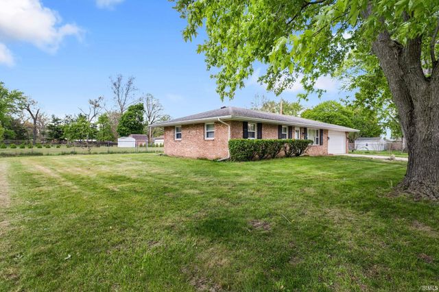 10181 Elsie Street, Osceola, IN 46561