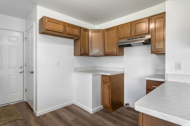 10181 Elsie Street, Osceola, IN 46561