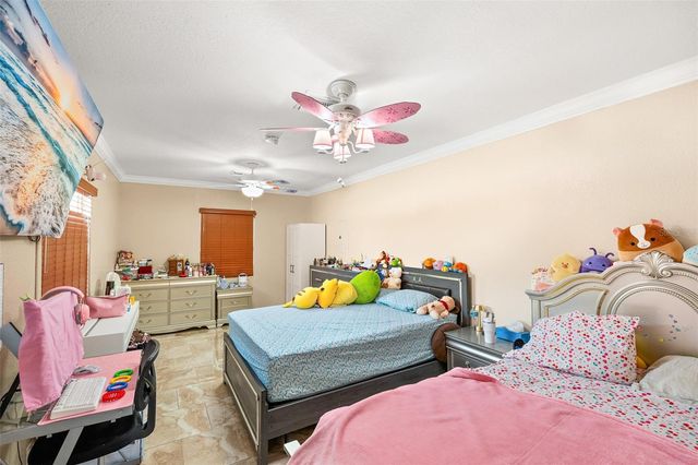 8903 CAMINO VILLA, Tampa, FL 33635
