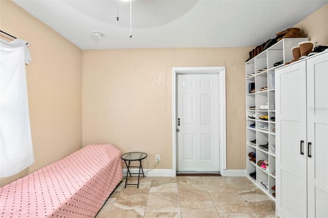 8903 CAMINO VILLA, Tampa, FL 33635