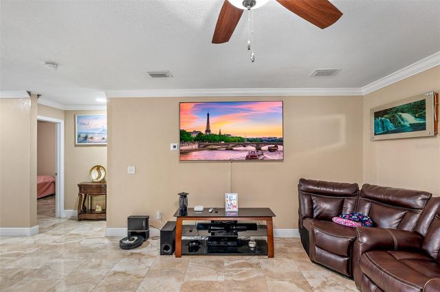8903 CAMINO VILLA, Tampa, FL 33635