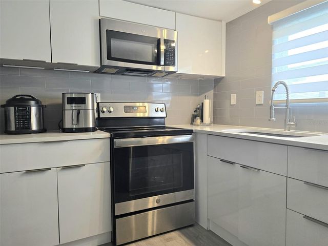 2936 N PALM CIRCLE, Haines City, FL 33844