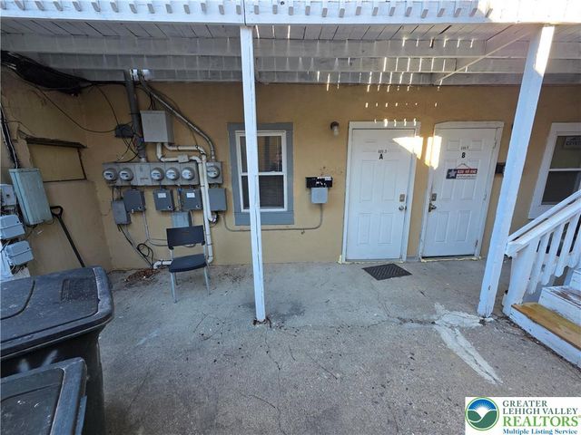 609 Walnut Avenue A, Easton, PA 18042