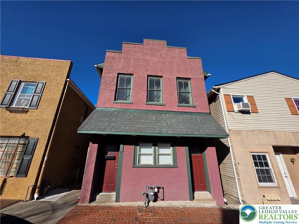 609 Walnut Avenue A, Easton, PA 18042