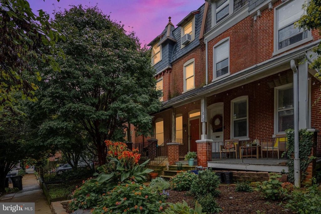 1008 W 9TH ST, WILMINGTON, DE 19806 — exterior