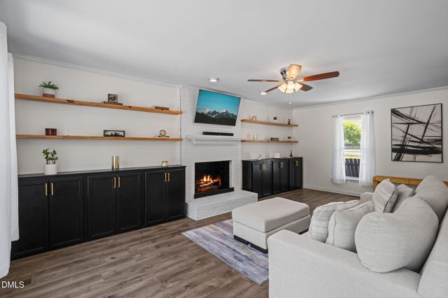 150 Brett Circle, Benson, NC 27504