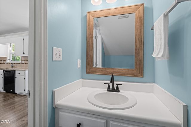 150 Brett Circle, Benson, NC 27504