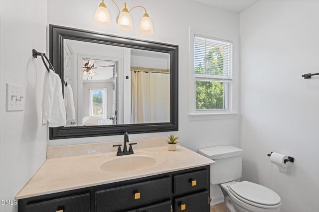 150 Brett Circle, Benson, NC 27504