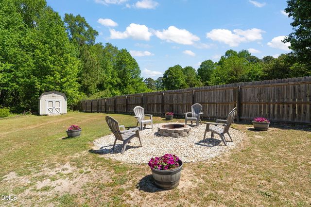 150 Brett Circle, Benson, NC 27504