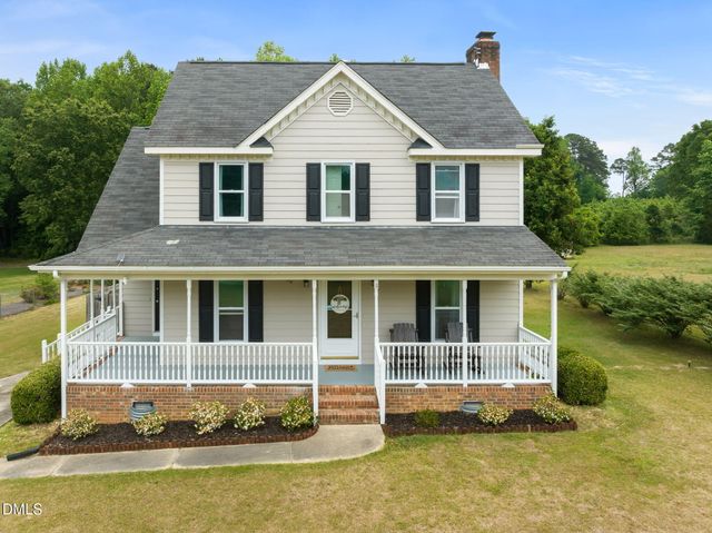 150 Brett Circle, Benson, NC 27504