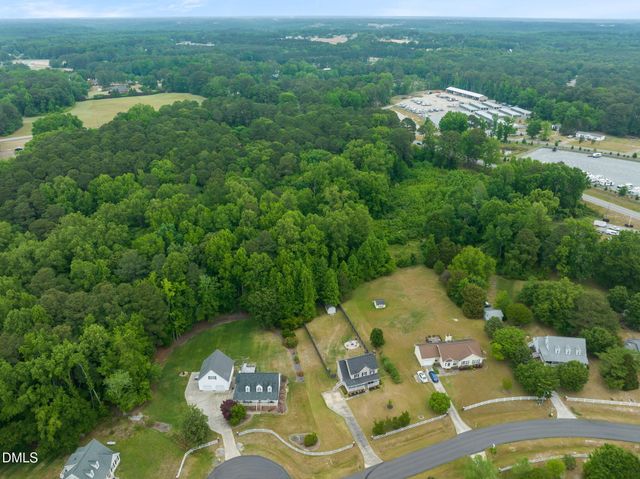 150 Brett Circle, Benson, NC 27504
