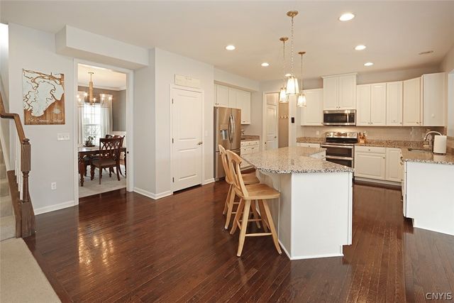 124 Turning Leaf Drive, Manlius, NY 13104