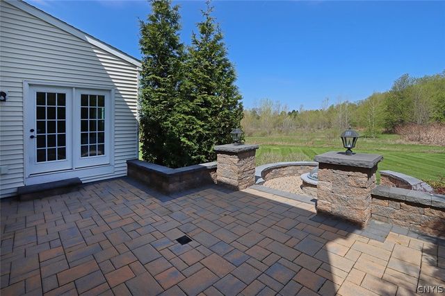 124 Turning Leaf Drive, Manlius, NY 13104