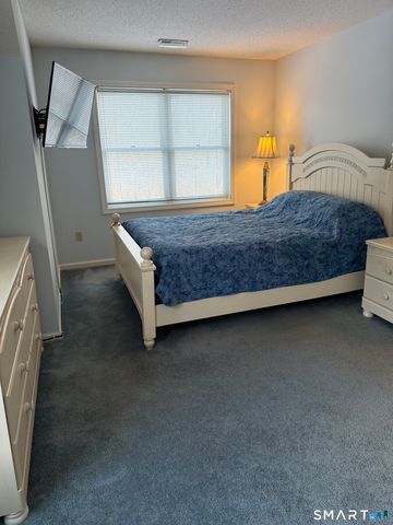 13 Dunham Drive 13, Guilford, CT 06437