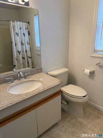 13 Dunham Drive 13, Guilford, CT 06437