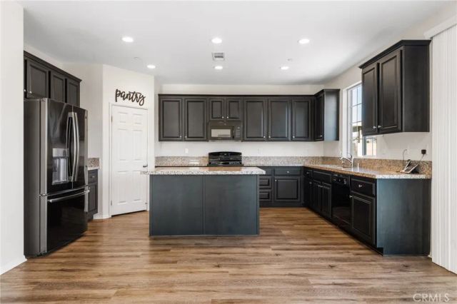 16939 Sandoval, Fontana, CA 92336