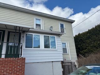 27 Cedar St., Barre, MA 01005
